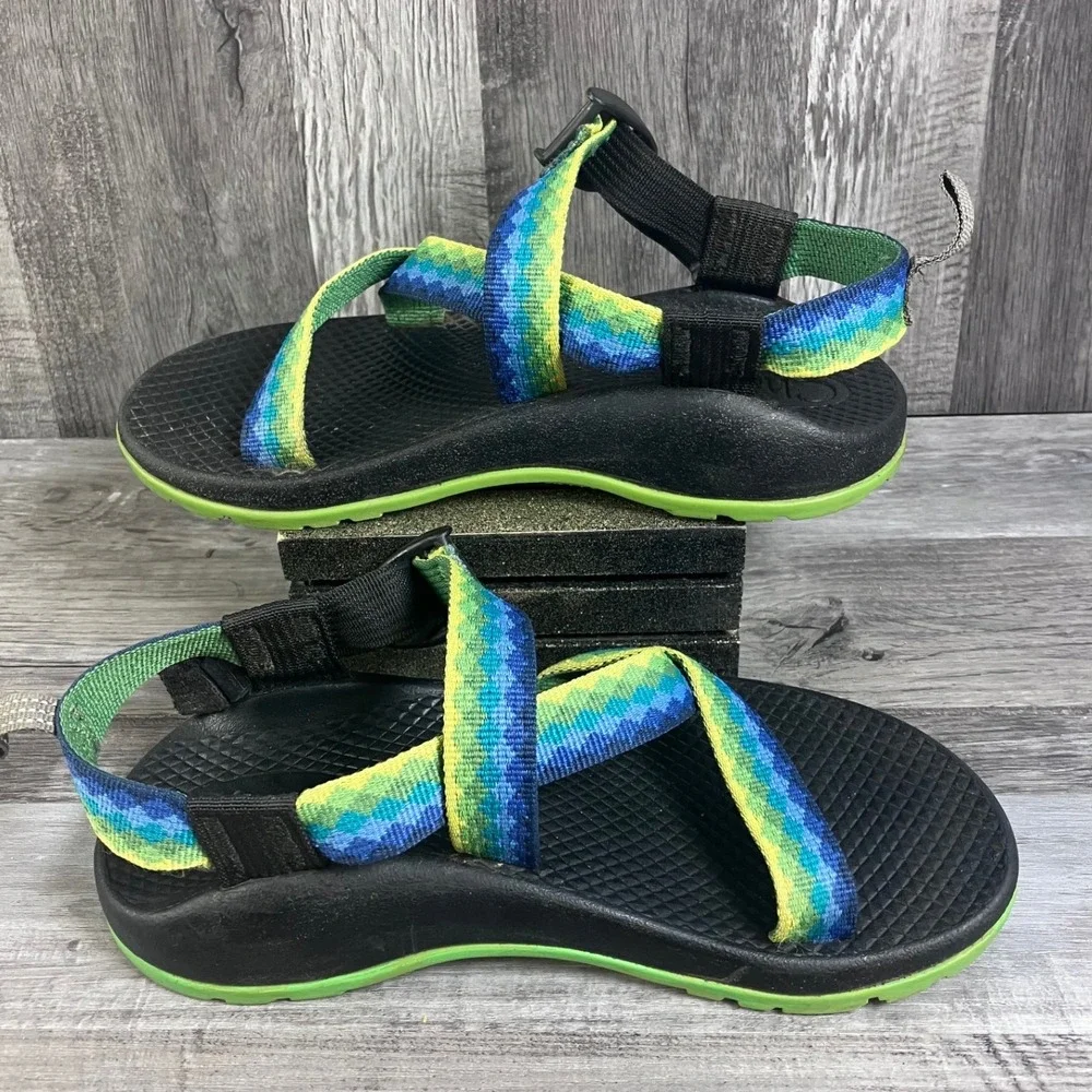 Chaco Z/1 Ecotread Kids Size 2 Blue Green Geometric Strappy Sport Sandals